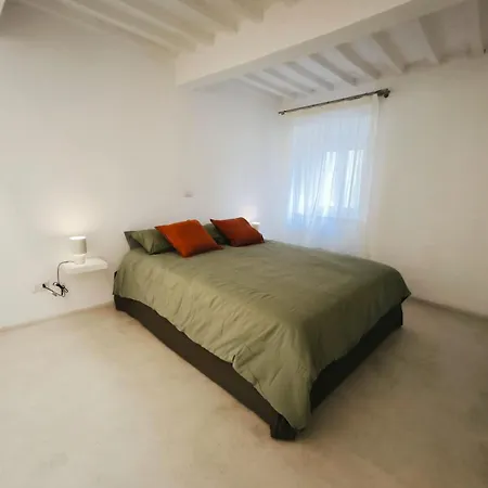 Sassoverde 9 Apartment